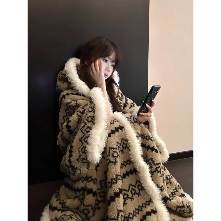 【DMXJ大梦想家】复古毛边连帽睡袍珊瑚绒睡衣女冬季新款保暖家居服