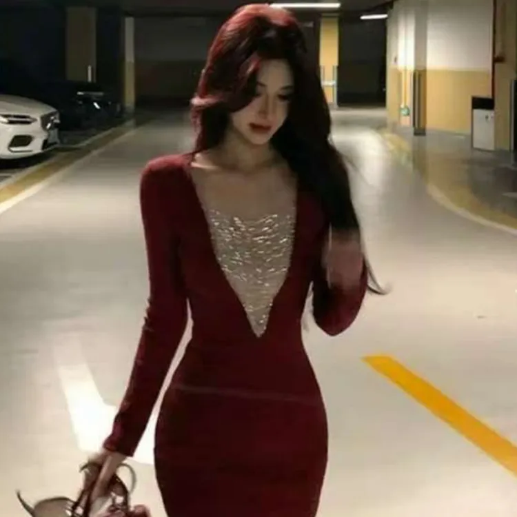 纯欲风性感珠链拼接长袖收腰显瘦秋季包臀连衣裙