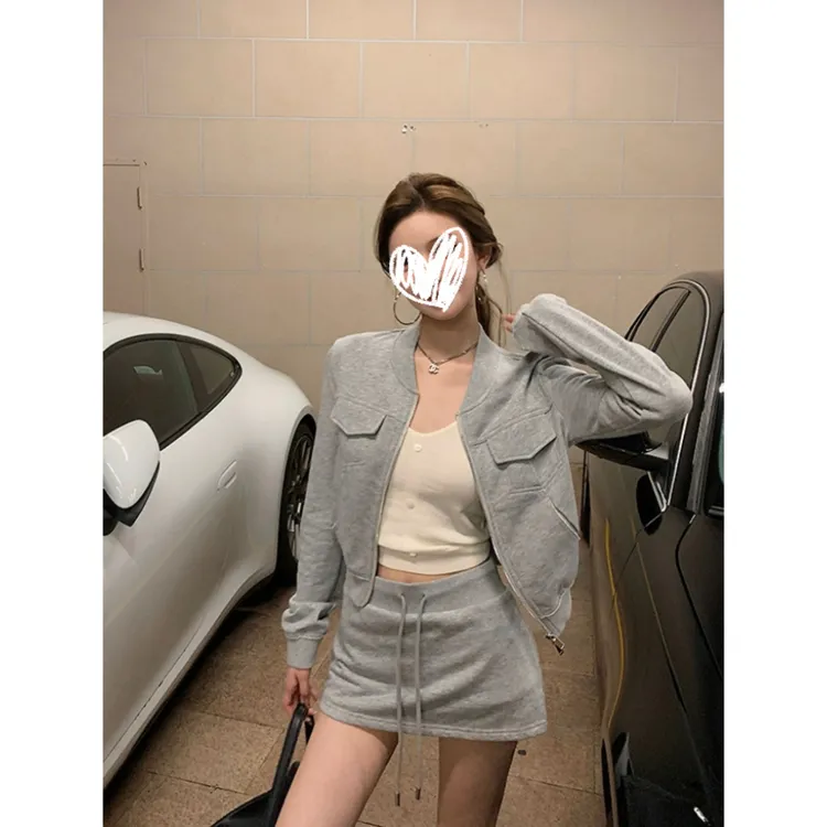 早秋新款时髦舒适超有生命力的活人感上衣外套+半身裙套装Y3778
