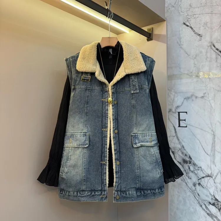 2025冬时尚胖mm显瘦休闲简约藏肉百搭大码减龄洋气马甲外套9009