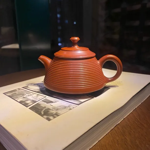 【章思林·千线大德】潮州手拉壶陈腐朱泥紫砂壶家用泡茶壶红泥筋纹