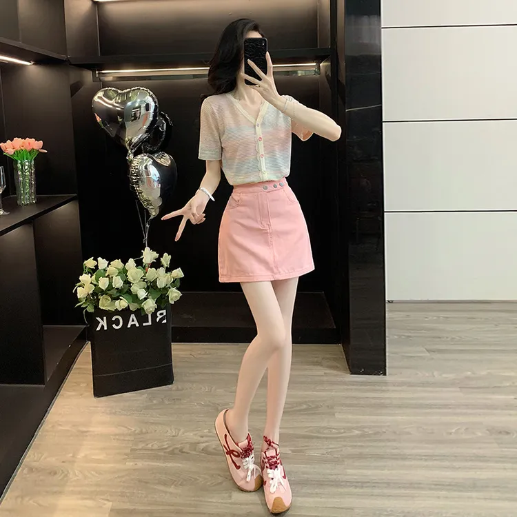 出游服装女短袖恤女夏季薄款针织短袖恤牛仔短裙子套装女装夏装