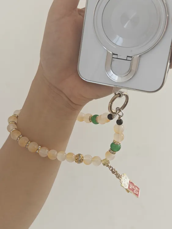 招财diy手链ins女手腕手机防丢挂链招财猫吊牌挂件手机串珠手机链