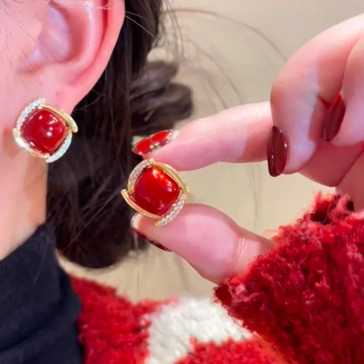 红色仿珍珠耳环高级感耳钉2025新款喜庆新年过年
