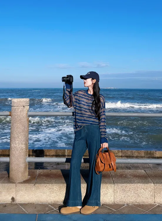 酷飒风女装高级2025秋季新款条纹长袖上衣女士宽松时尚牛仔裤套装