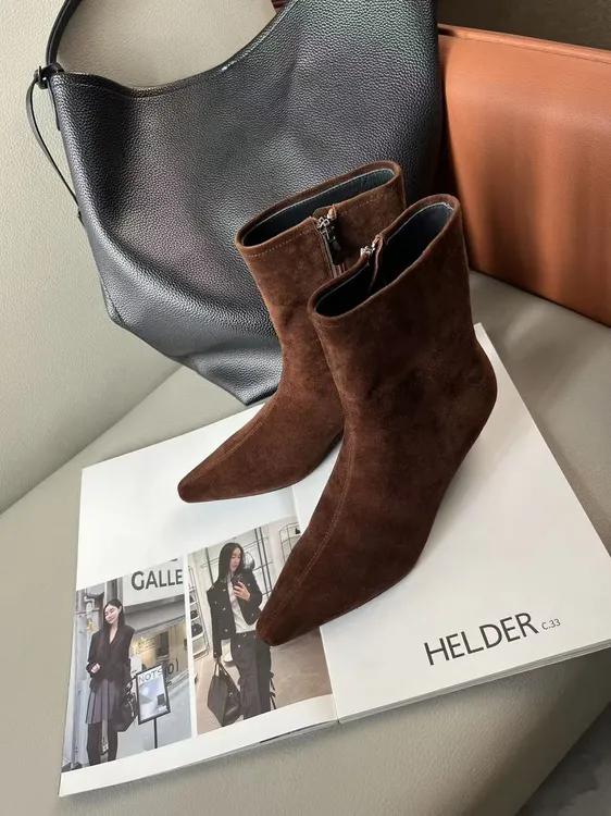 秋冬时尚方羊皮真皮百搭气质软底软面中筒靴7916