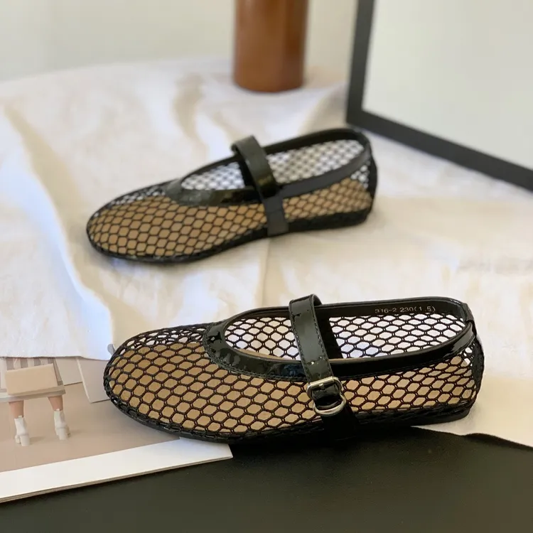 镂空网面凉鞋女2025透气夏季一字扣带圆头温柔平底浅口玛丽珍单鞋