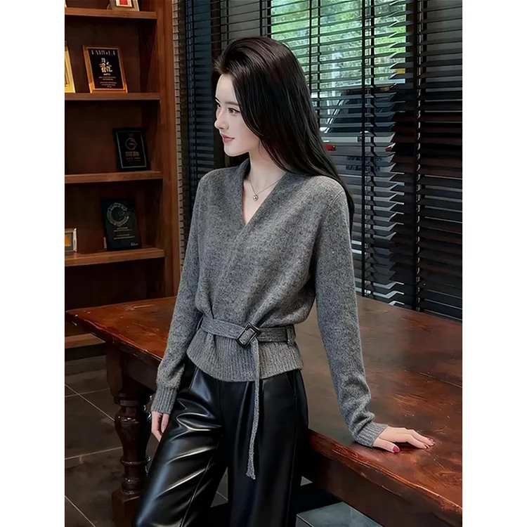 法式慵懒风复古收腰长袖针织毛衣女秋冬显瘦毛衣上衣洋气时尚收腰