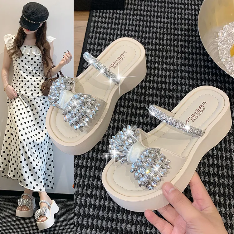 增高少女风夏季厚底水钻一字拖网红女鞋高跟ins仙女风外穿百搭