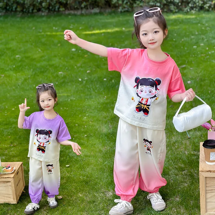 小女孩新款甜酷潮牌两件套女童国潮夏装女宝夏季卡通哪吒短袖套装