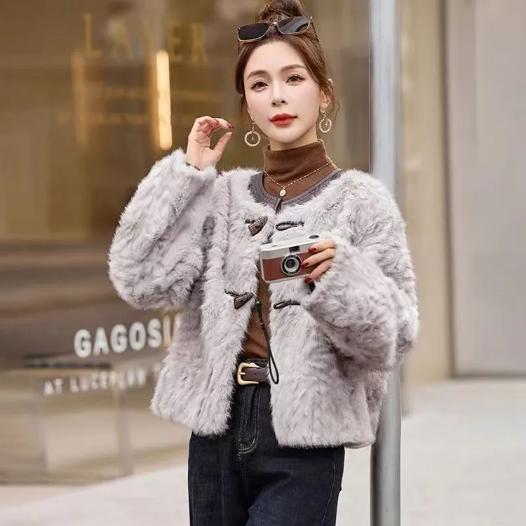 马蹄袖短款女加厚两粒扣秋冬圆领小香风气质短外套网红百搭