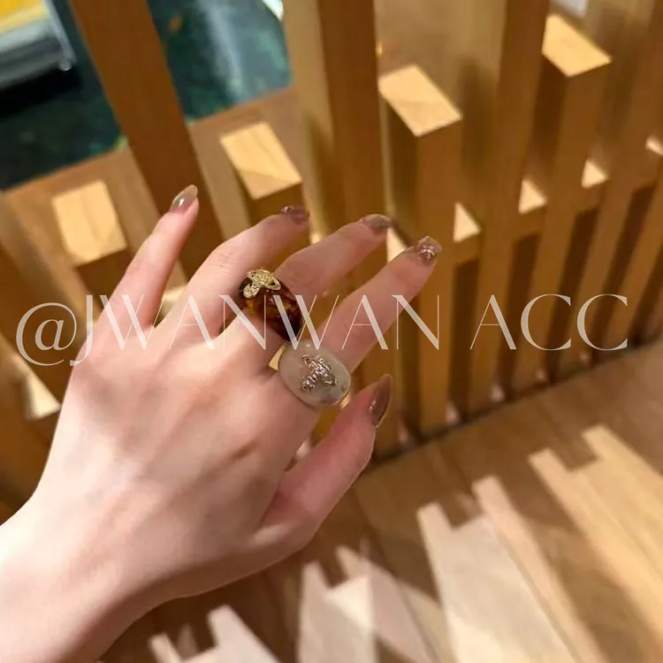 非金属树脂戒指 设计师土星宽版戒指