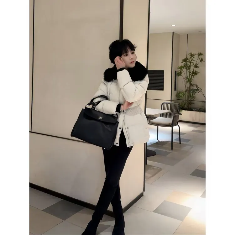 新款爆款2025山羊毛女90绒羽绒服中款收腰显瘦加厚保暖冬季0081