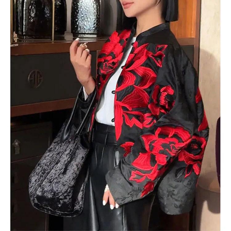 新中式国风显瘦立领刺绣外套欧洲站2025冬季新款气质精致百搭上衣