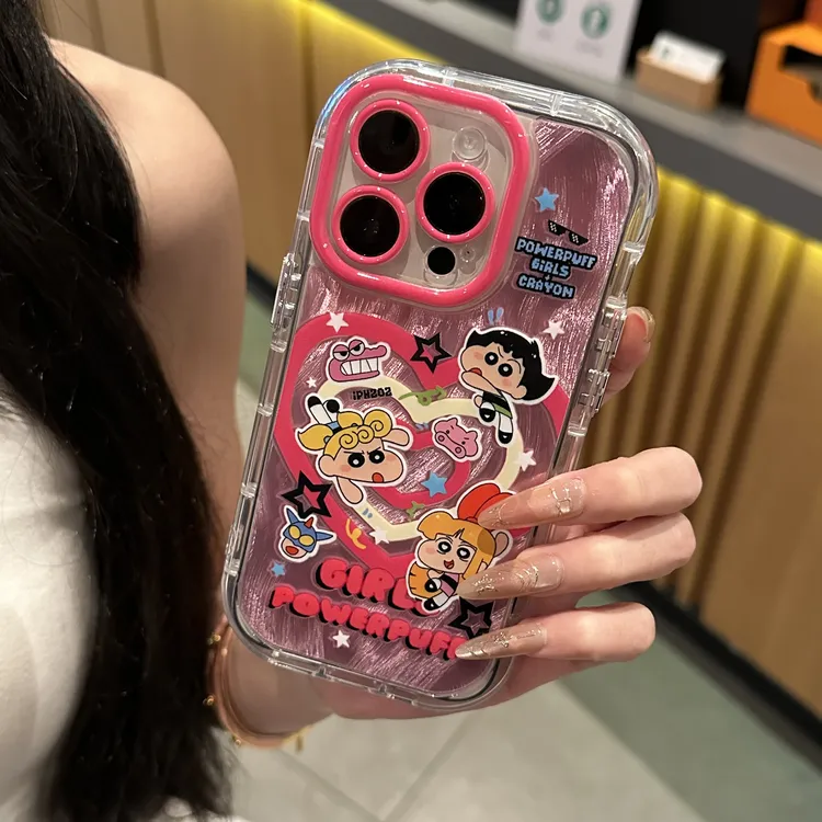 欧克里里飞天女警小新适用苹果16泡芙羽纱手机壳vivo华为小米oppo