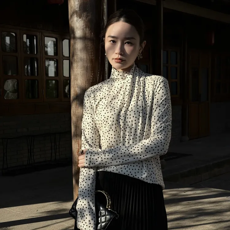 HELA AOMI “优雅波点”设计感长袖波点宽松显瘦打底衫CY5DX12511