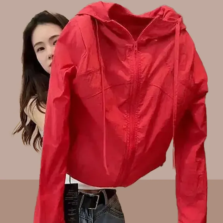 高级感超好看多巴胺红色连帽防晒衣女款外穿2025夏季新款薄款外套