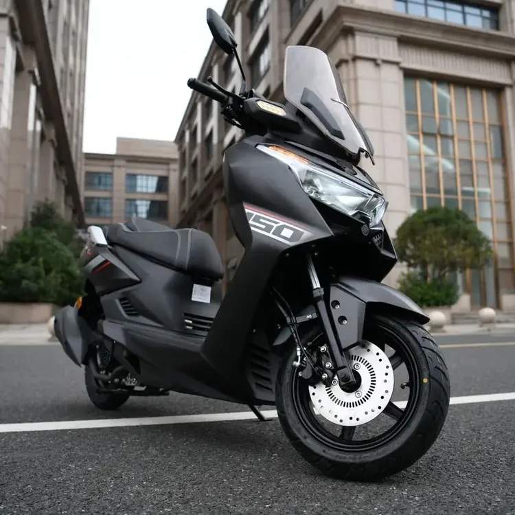 重庆嘉陵工业嘉鹏150S5系列踏板燃油踏板车摩托车国四电喷可上牌