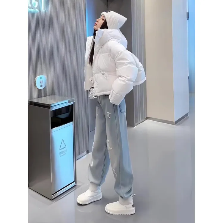 欧洲站时尚羽绒棉服2025冬季新款肯豆风拉链设计款连帽短款面包服