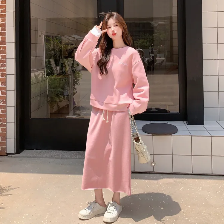 2025女士时尚百搭秋冬休闲运动套装洋气减龄韩版网红显瘦高腰宽松