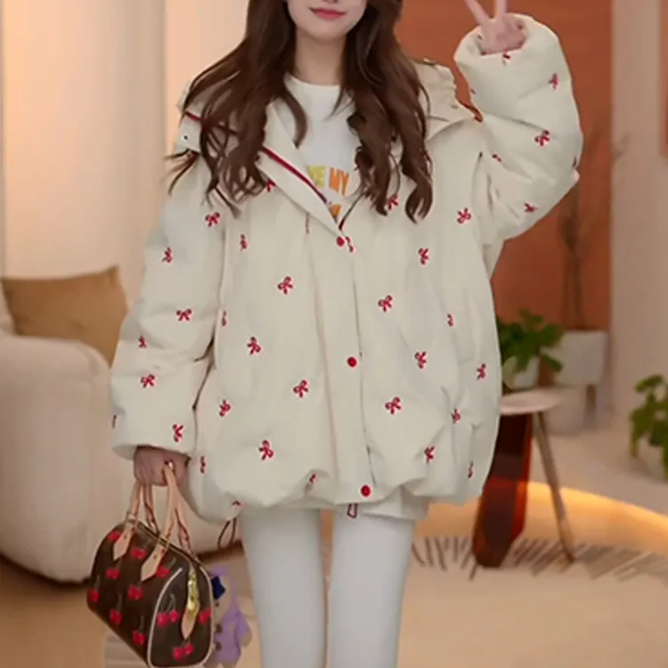 2025冬季显瘦设计感百搭新款衣服时尚舒适拼色设计感短款棉服女