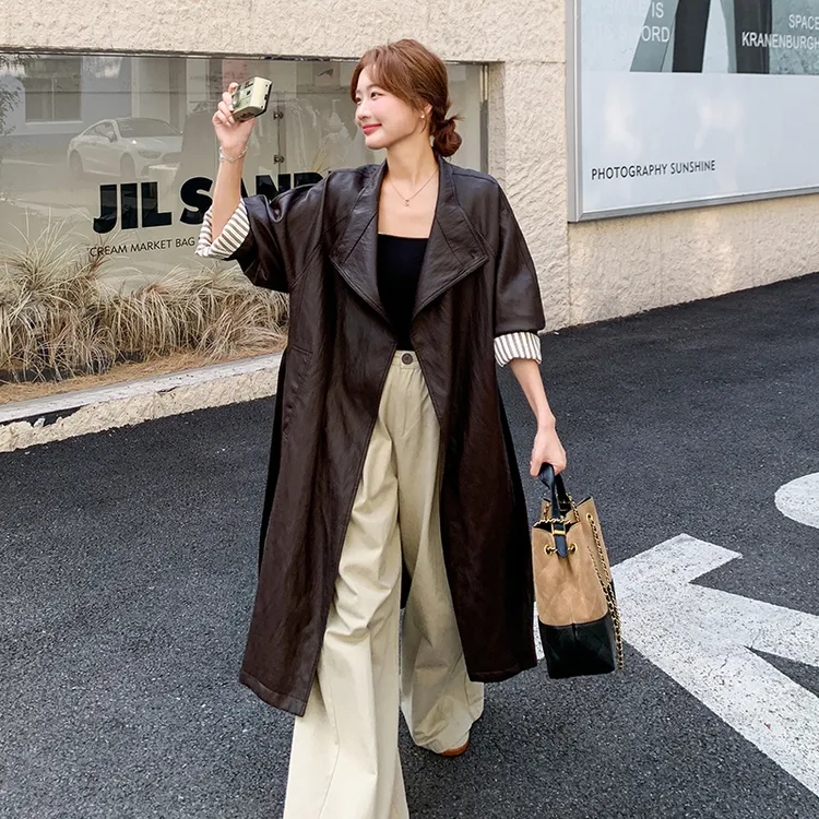 舒适慵懒风高级感时尚风衣女2025秋季新款气质显瘦中长款皮衣外套