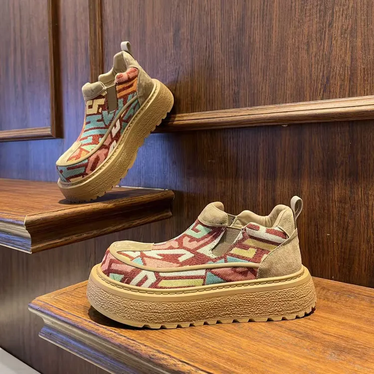 男鞋时尚厚底百搭一脚蹬个性轻奢印花休闲鞋潮流圆头增高男生鞋子