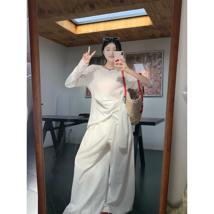 开春穿搭一整套白色不规则T恤上衣阔腿裤高级感超好看两件套装女