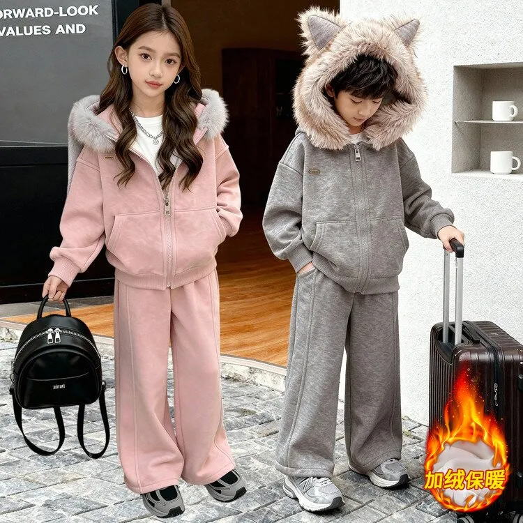 男女童装冬装厚款可爱休闲风运动加绒套装拉链卫衣