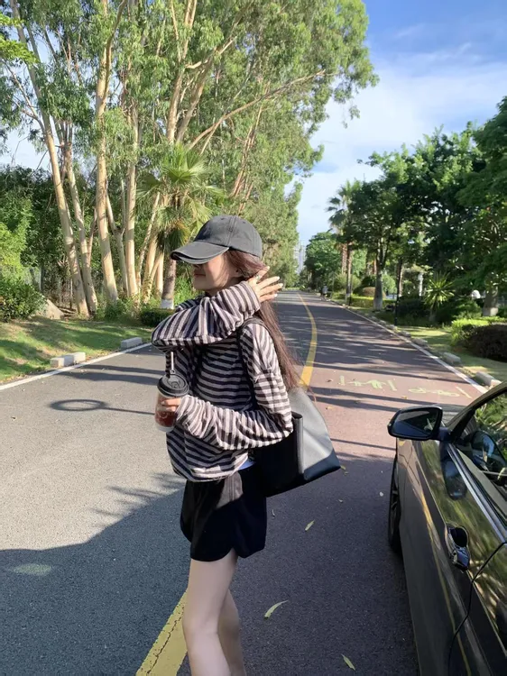 韩系防晒条纹长袖t恤女夏季宽松慵懒风松弛感百搭上衣休闲短裤子