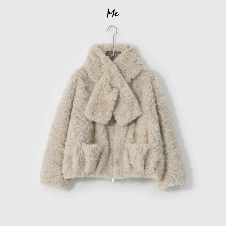 ME【布里奇（含围脖）】奶乖丰盈毛感时尚百搭保暖毛毛外套MESA5424