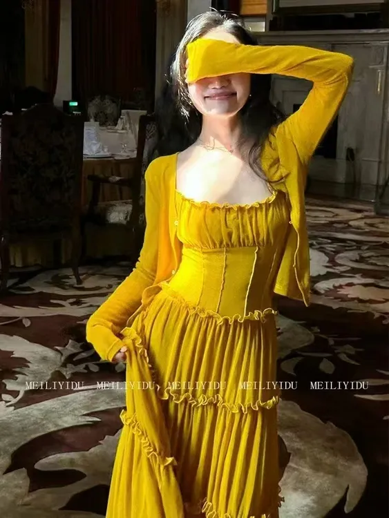 大码胖MM海边度假温柔风气质收腰显瘦吊带连衣裙开衫两件套装