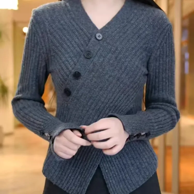 春秋冬新款v领时尚修身显瘦毛衣女不规则洋气针织衫外穿内搭上衣