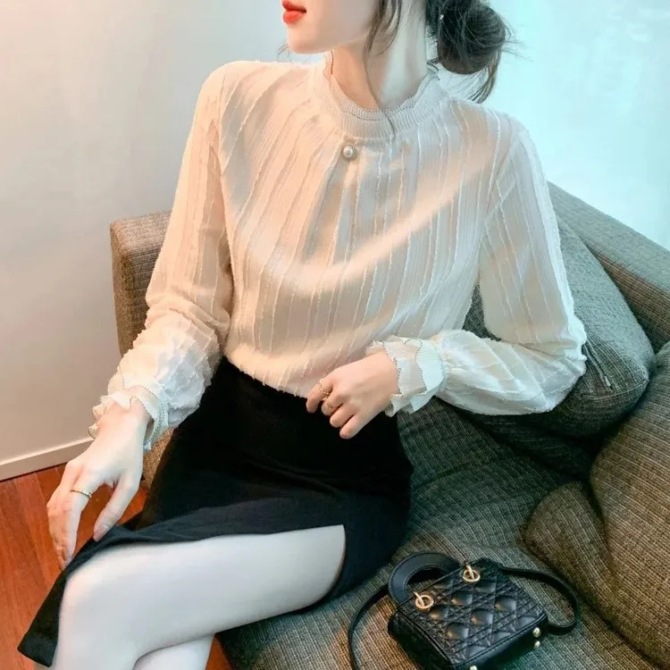蕾丝打底衫女新款2025秋冬新款内搭上衣小衫高档洋气时尚雪纺衬衫