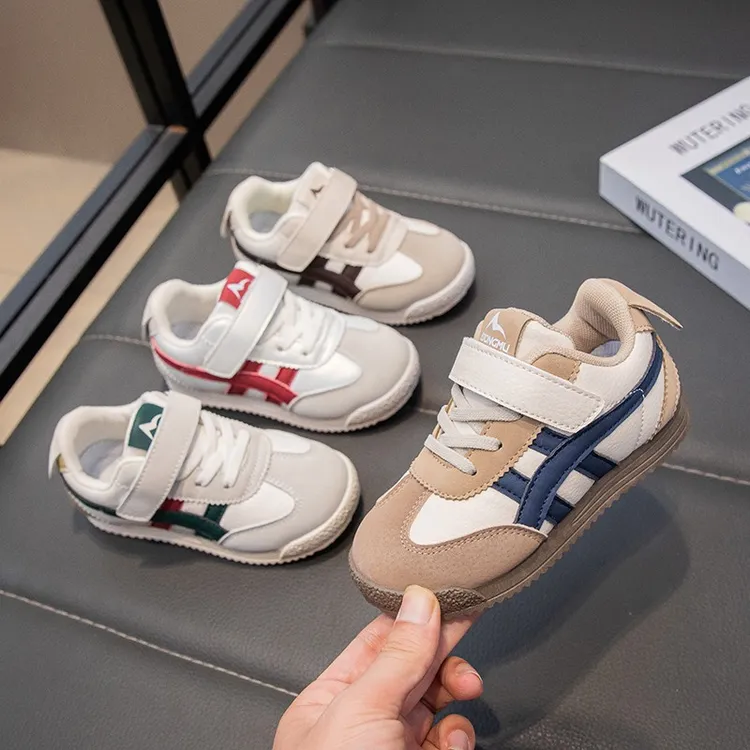 2025春季新款儿童运动鞋儿童皮面软底休闲板鞋韩版男女童休闲鞋