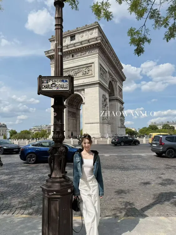 ZHAO WANNUO 丨 A*L早秋复古蓝拼接连帽牛仔外套NC0422