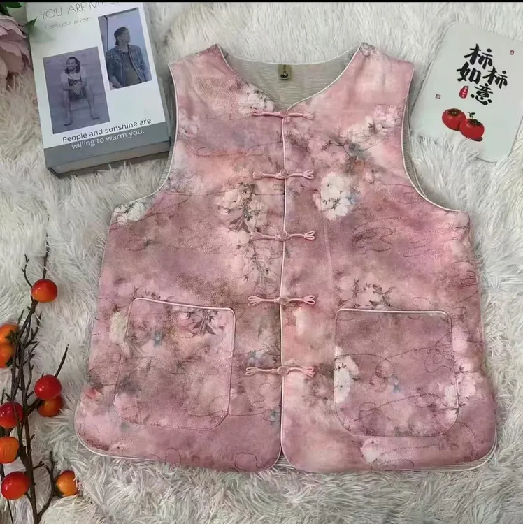 新中式碌皮绒刺绣加棉马夹