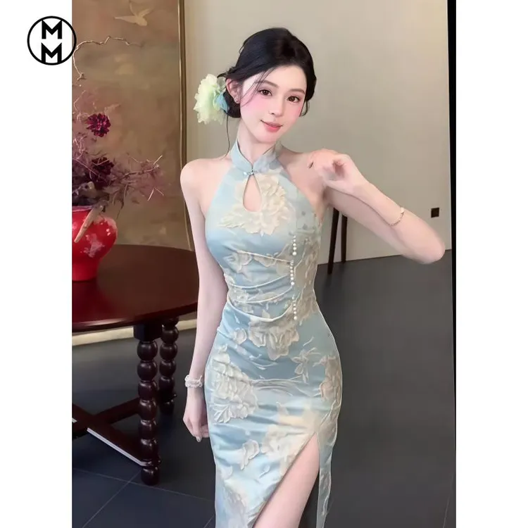 新中式国风镂空挂脖旗袍连衣裙女夏季新款高级感气质开叉包臀裙