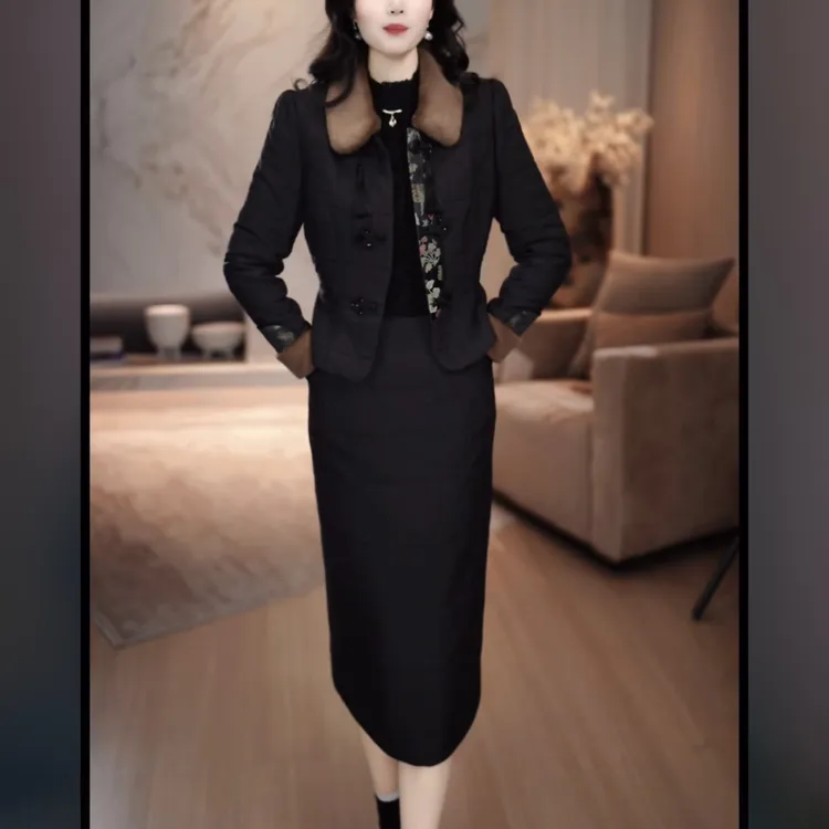 【外套+连衣裙】2025冬季新款洋气时尚高级加厚加绒翻领棉服套装裙