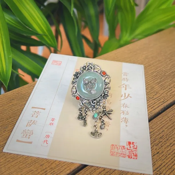 锦象原创设计台湾工镶嵌天然翡翠戒指