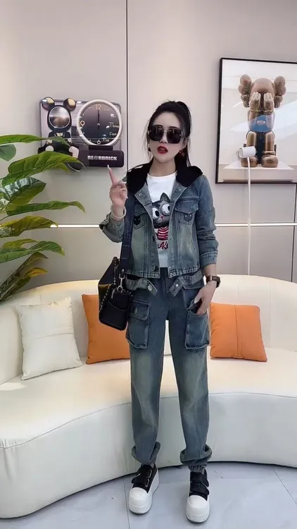 时尚休闲套装女2025春季新款韩版洋气连帽牛仔外套+长裤两件套潮