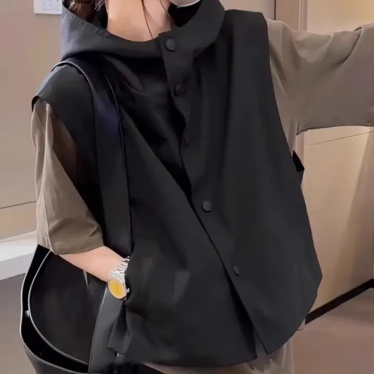 欧货2025马夹日系叠穿小坎肩连帽工装女士马甲春秋女款背心小个子
