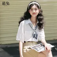 慕兔ins别致港风短袖白衬衫女2025夏季新款设计感小众丝巾上衣潮