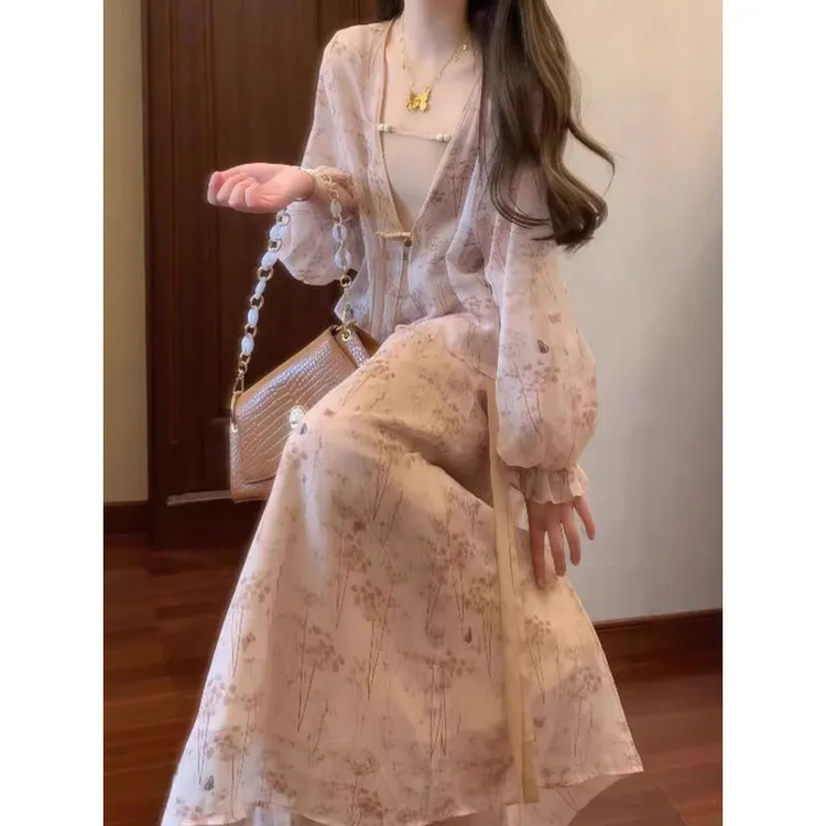 新中式国风套装女大码胖盘扣开衫背心碎花半身裙气质旗袍三件套
