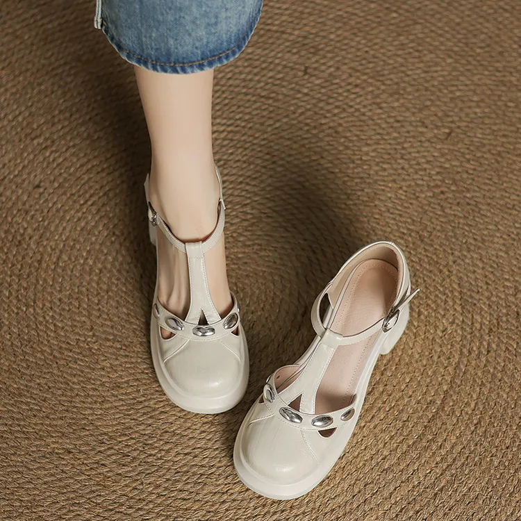 7.5厘米轻奢柔软羊皮增高显瘦简约百搭丁字扣带时尚凉鞋镂空透气