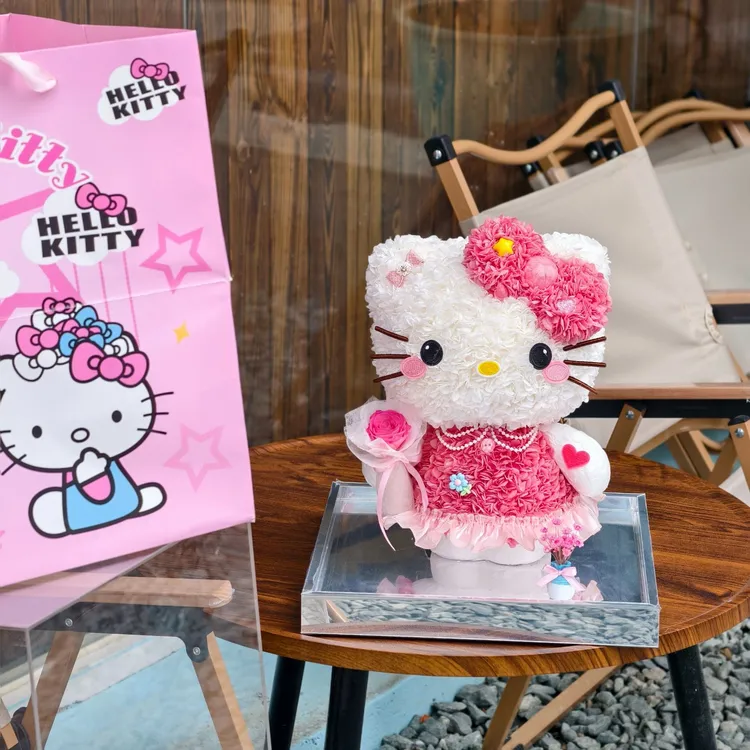 BLUEBELLS ROSE捧花惊喜猫Kitty永生花客厅永生花礼盒礼盒摆件
