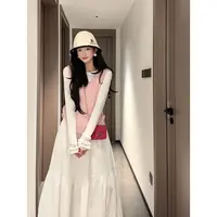 白色内搭T恤针织马甲白色半身裙套装B027 Y3861 Y5087