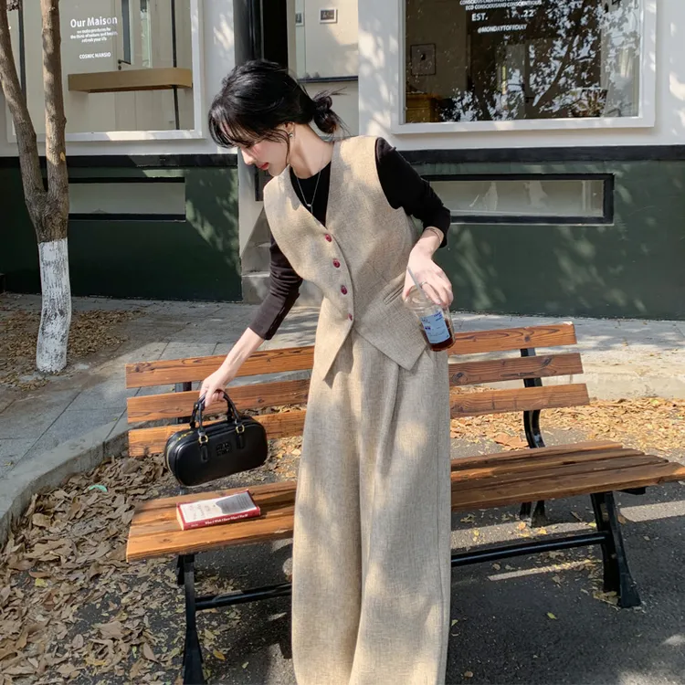 松弛感马甲阔腿裤套装女2025春秋新款氛围感小众韩系穿搭两件套潮