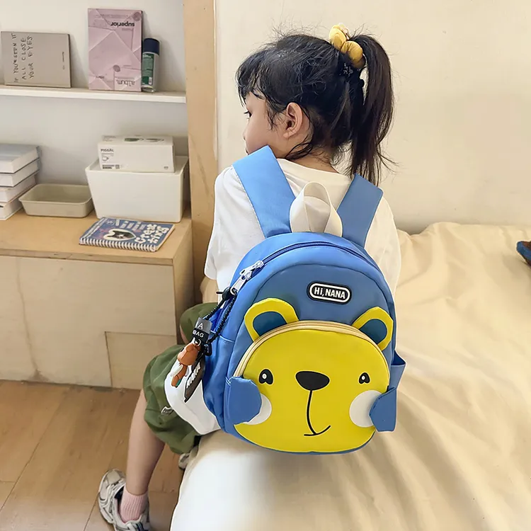 新款书包幼儿园女孩可爱卡通双肩包减负护脊男童小班托班入学背包