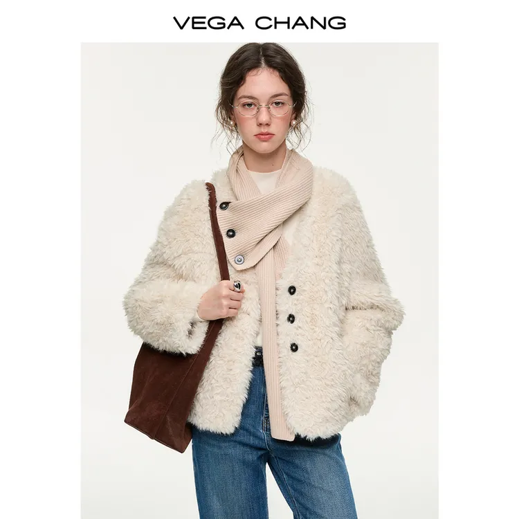 VEGACHANG【暖白柔绒】皮毛一体短款毛绒外套女2025冬款0043JJ
